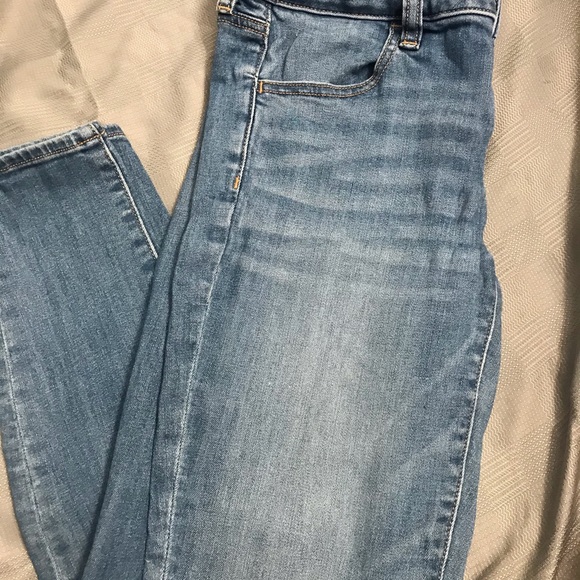 Levi’s Jeans - Picture 2 of 5